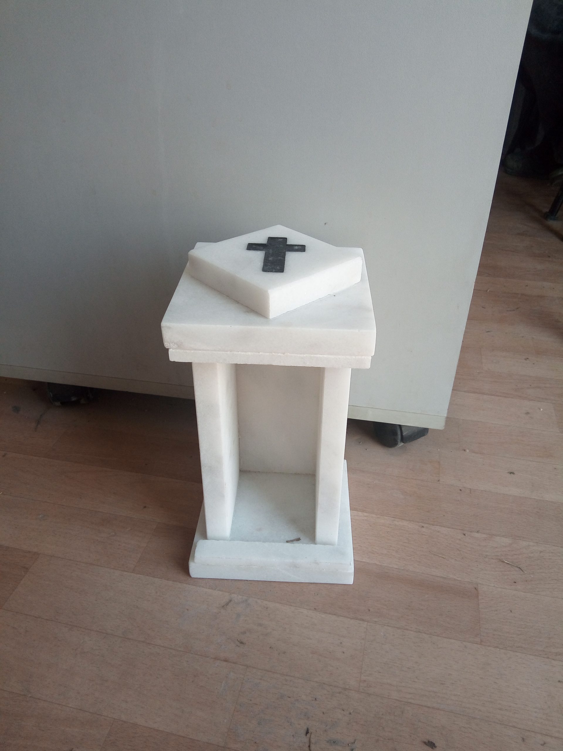 Felinare și Candele — Model 23