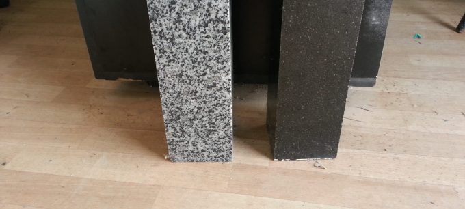 Stâlpișori și Bile — Model 6