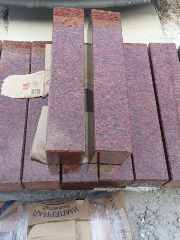 Stâlpișori și Bile — Model 8