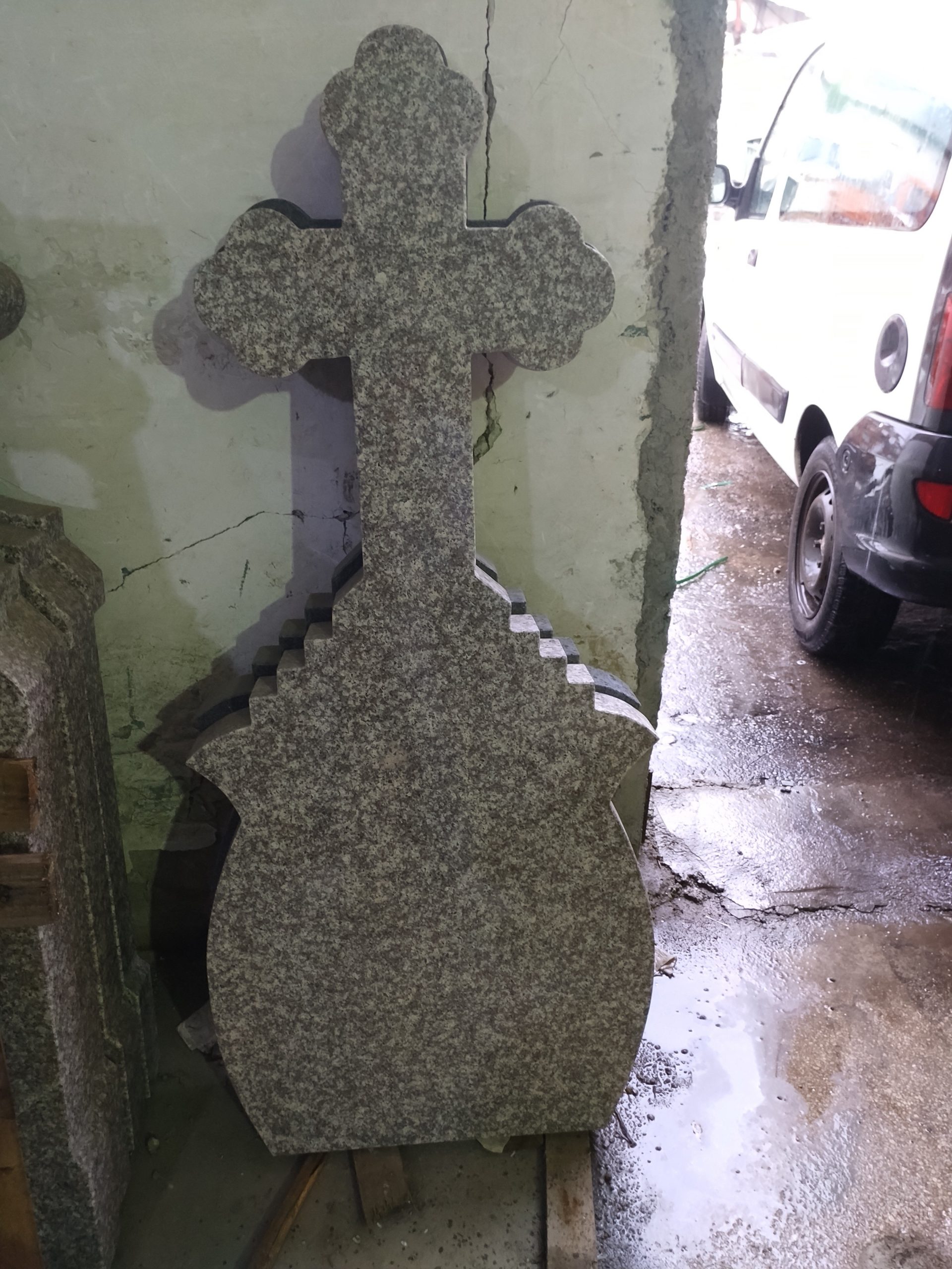 Monumente Granit — Model 22