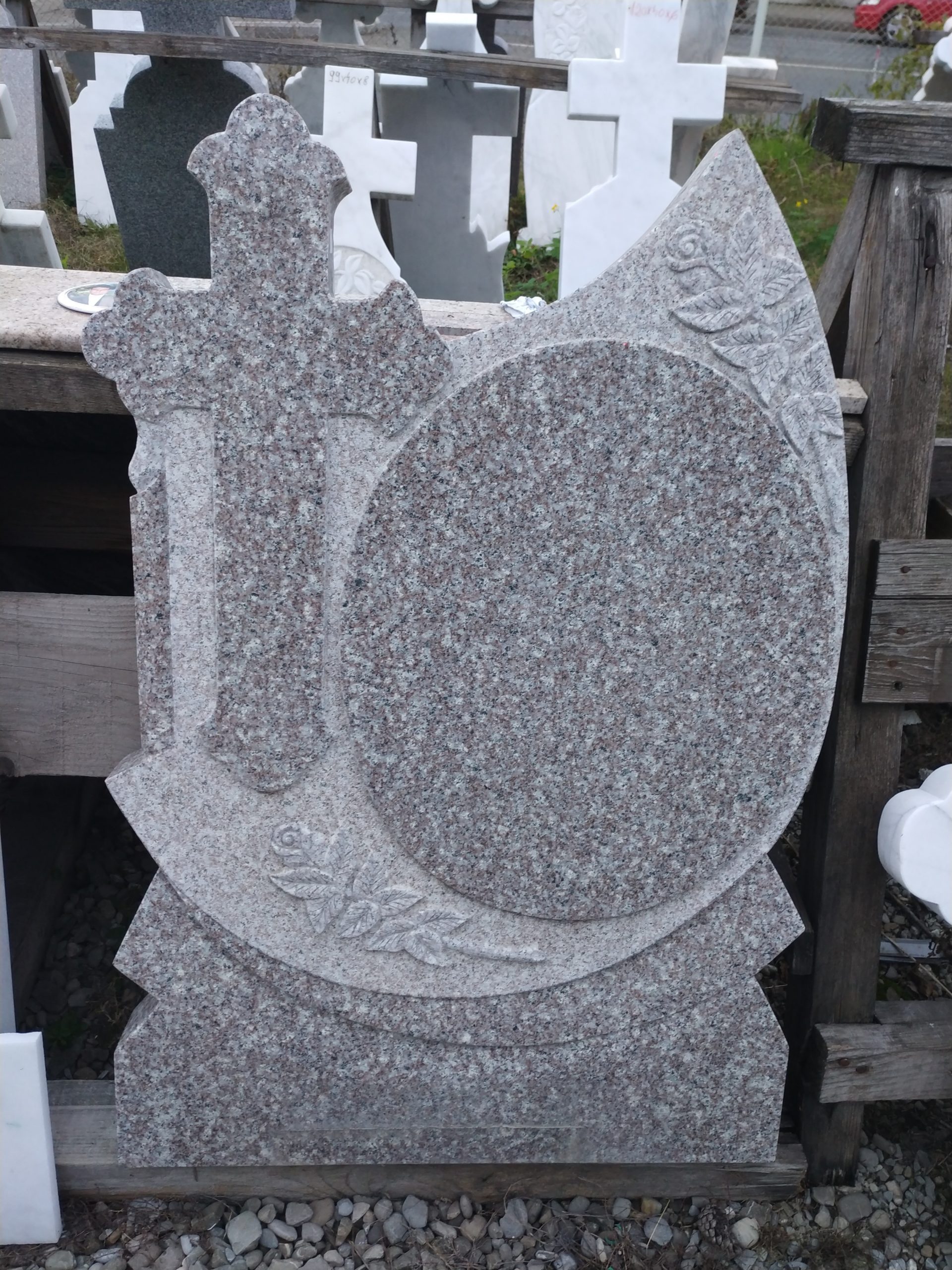 Monumente Granit — Model 35